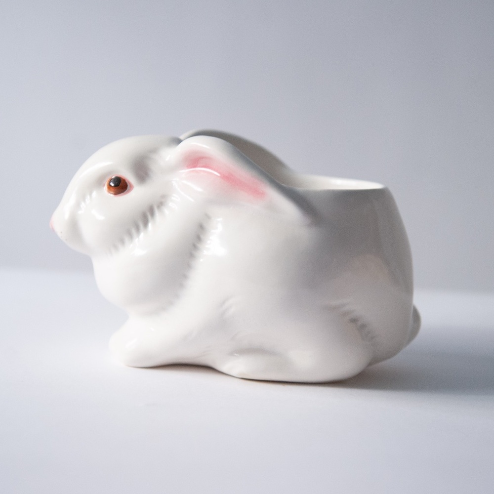 Avon Hand Painted Bunny Ceramic Planter Candle Holder w/ Box | Made in Brazil - Picture 4 of 12